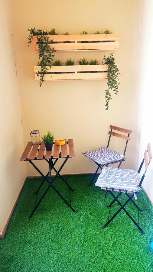 Bombay Backpackers Dxb (Adults Only) Albergue Dubái Exterior foto