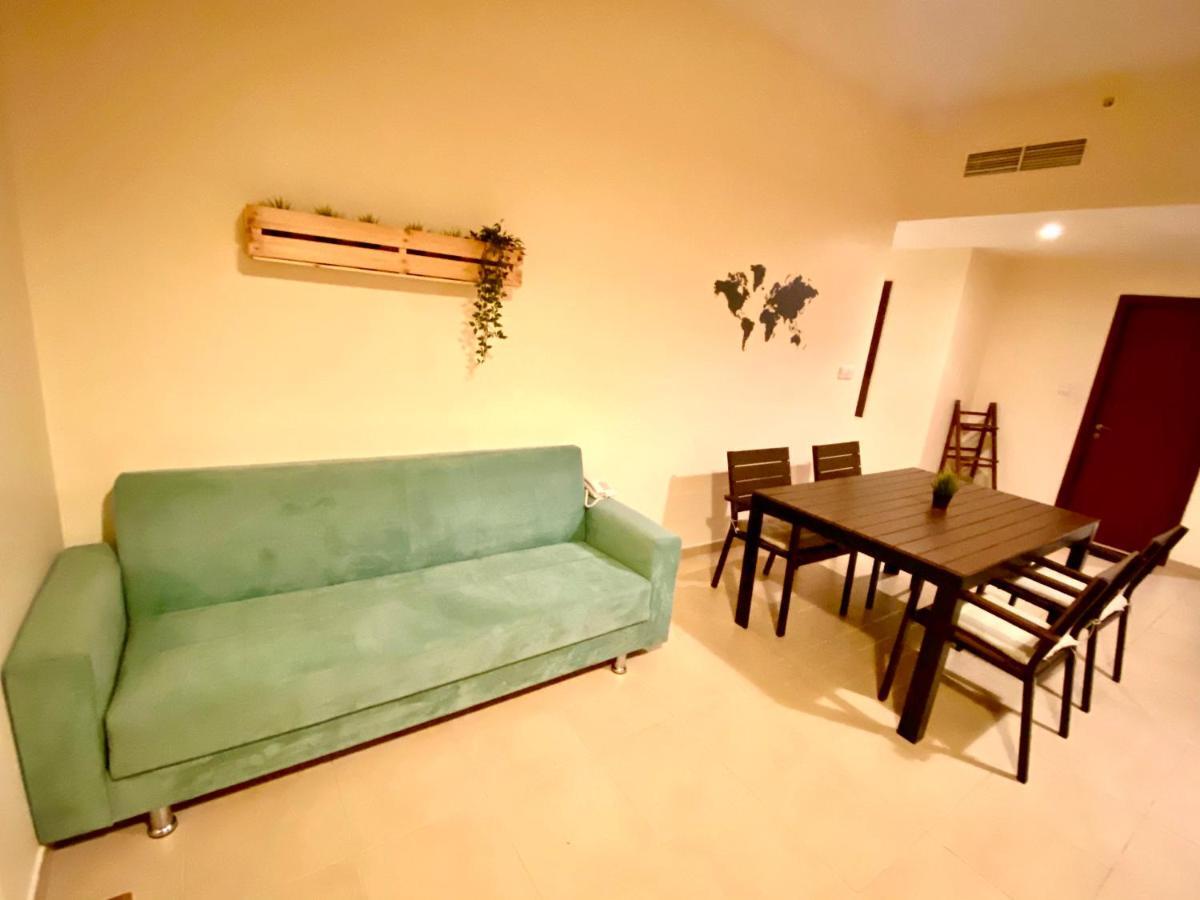 Bombay Backpackers Dxb (Adults Only) Albergue Dubái Exterior foto