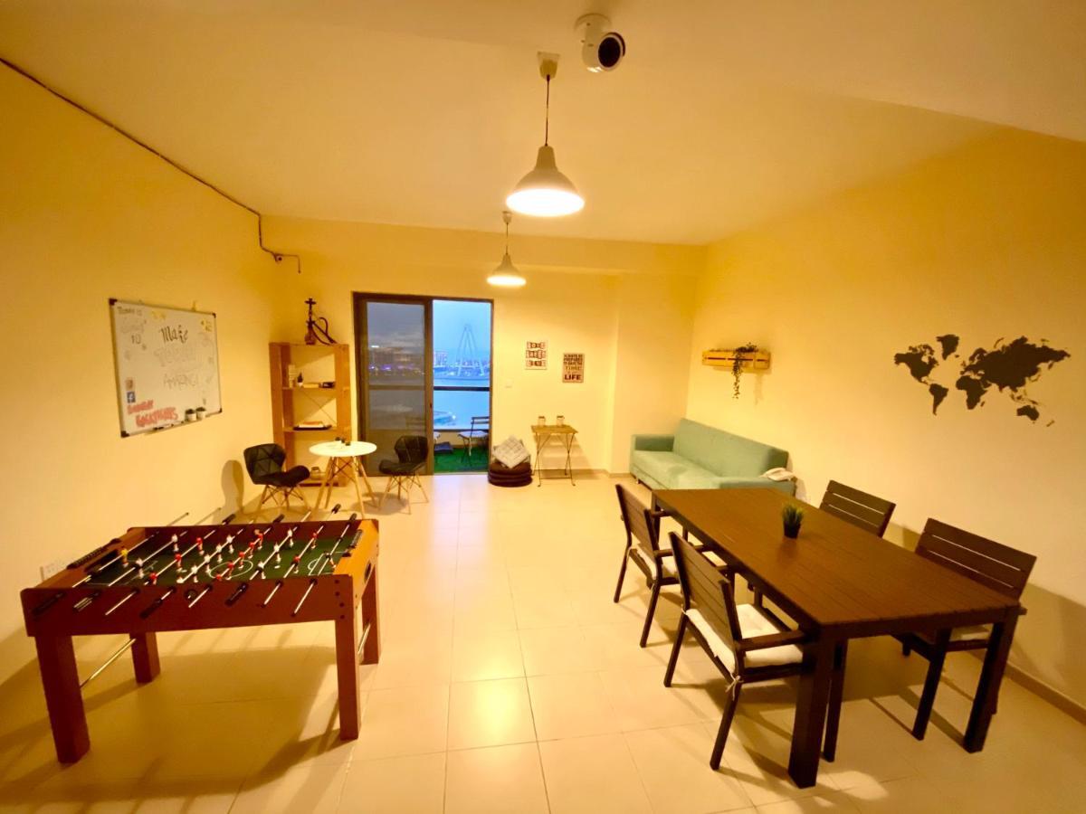 Bombay Backpackers Dxb (Adults Only) Albergue Dubái Exterior foto
