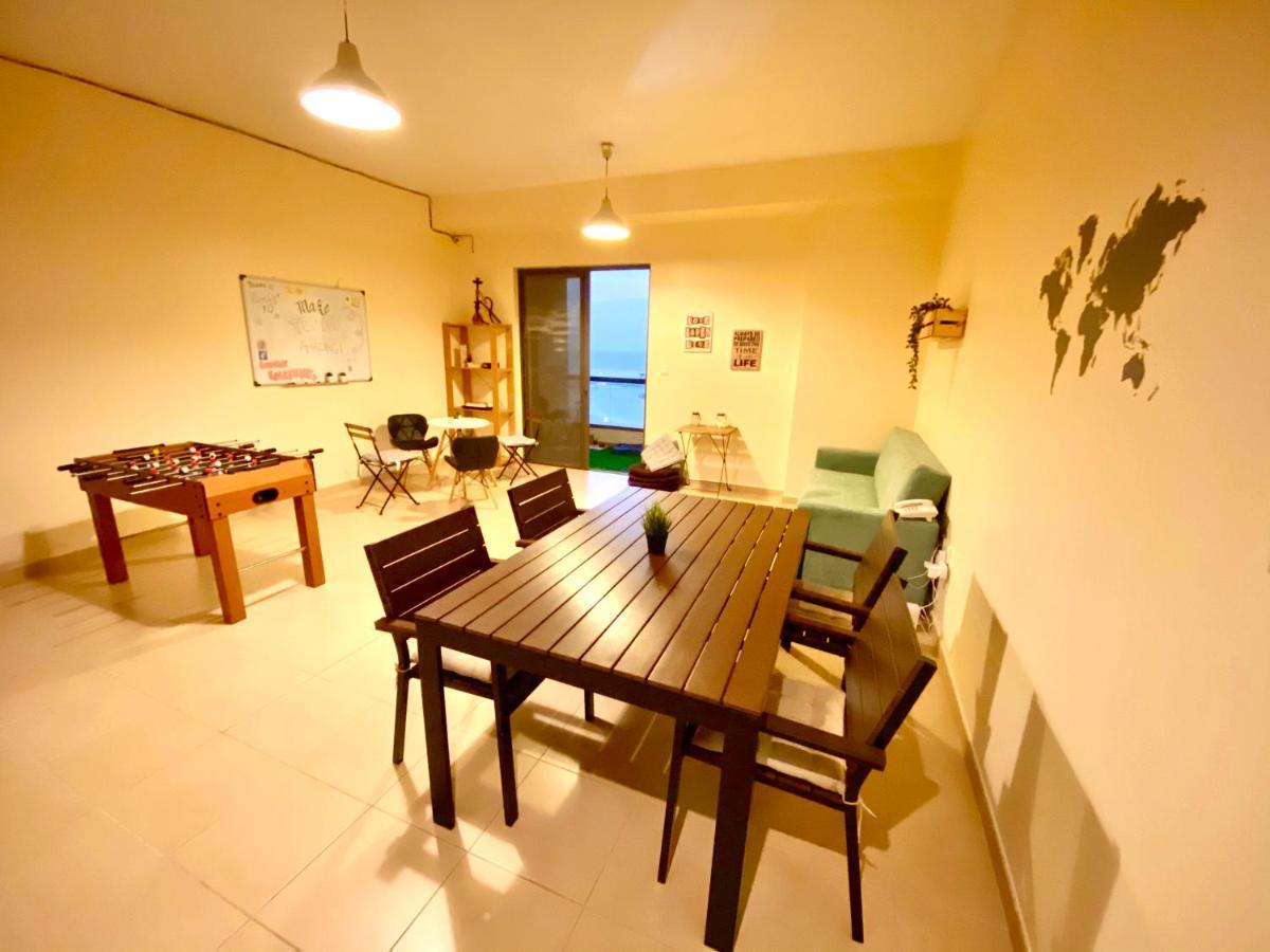 Bombay Backpackers Dxb (Adults Only) Albergue Dubái Exterior foto